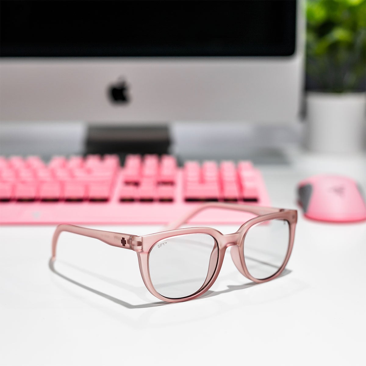 BEWILDER SCREEN, Matte Translucent Rose-Happy Screen, hi-res image number null